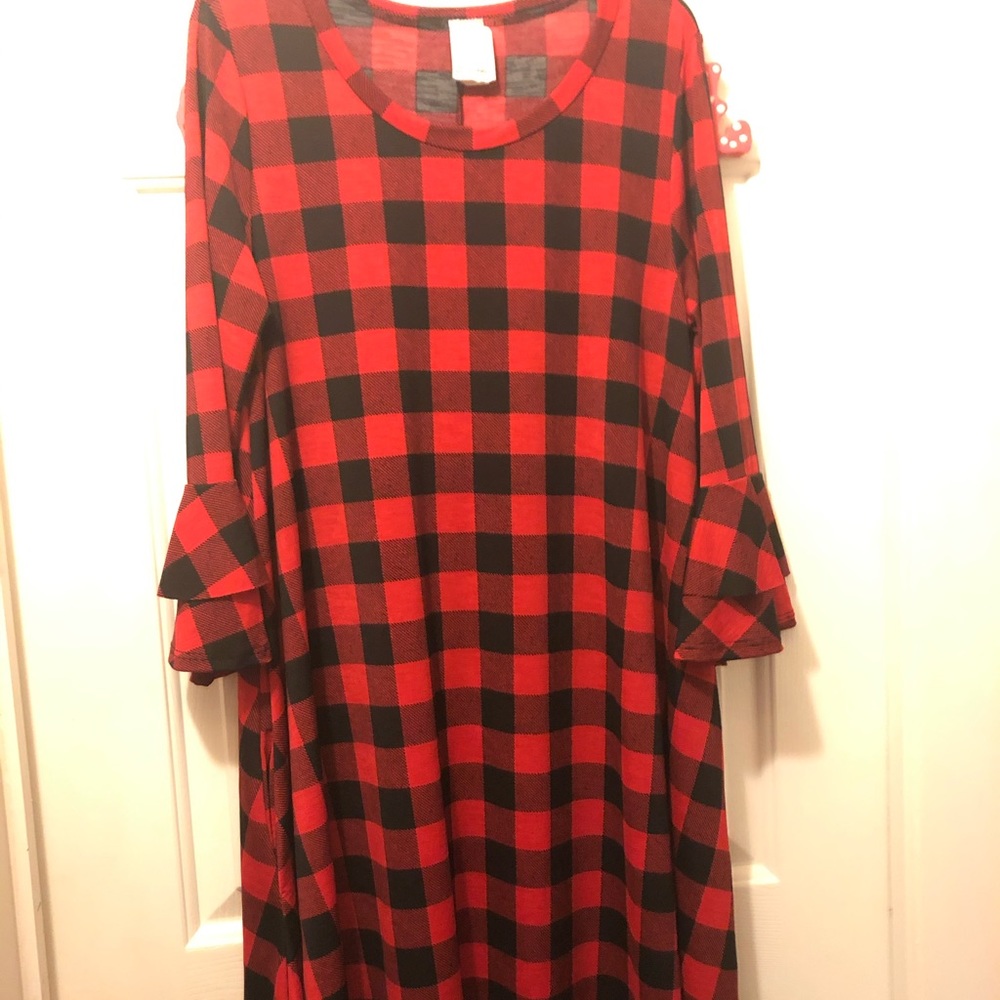 Brand New red and black top